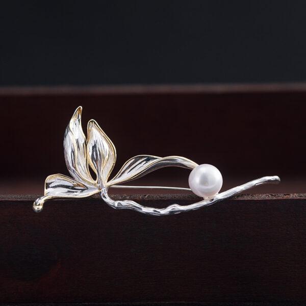 Magnolia brooch, flower brooch, s925 sterling silver, pearl brooch, silver brooch, silver pin - Image 2